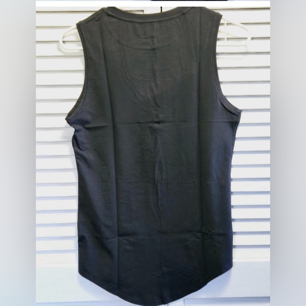 NWT RokWolf Escape Tank - Picture 2 of 5